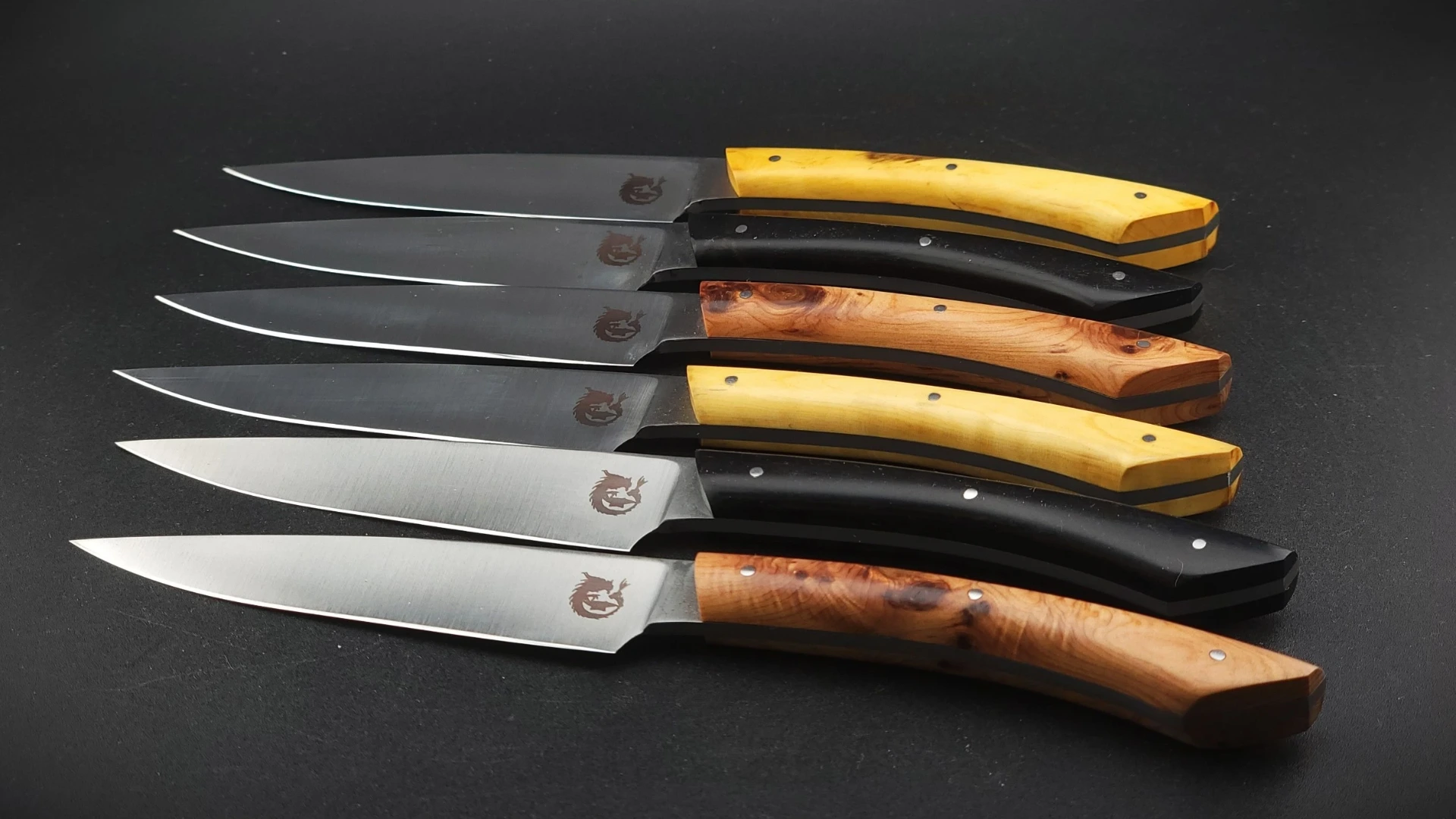 Couteaux de Table - Trio de bois