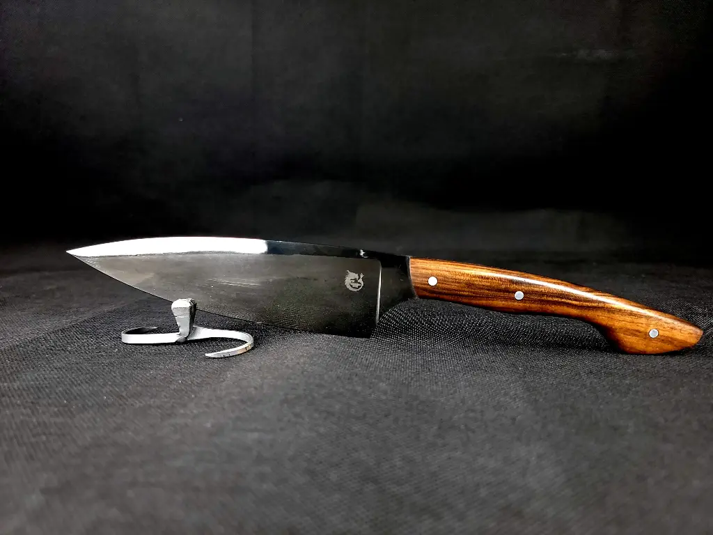 Chef's Knife / Walnut Wood